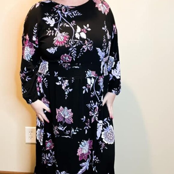 NEW NWT Tags LuLaRoe Evelyn Smocked Waist Maxi Dress Long Sleeve Black Floral - Picture 6 of 8